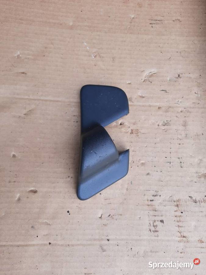 Osłona ramienia lusterka 82268525 RH VOLVO L świętokrzyskie Staszów sprzedam