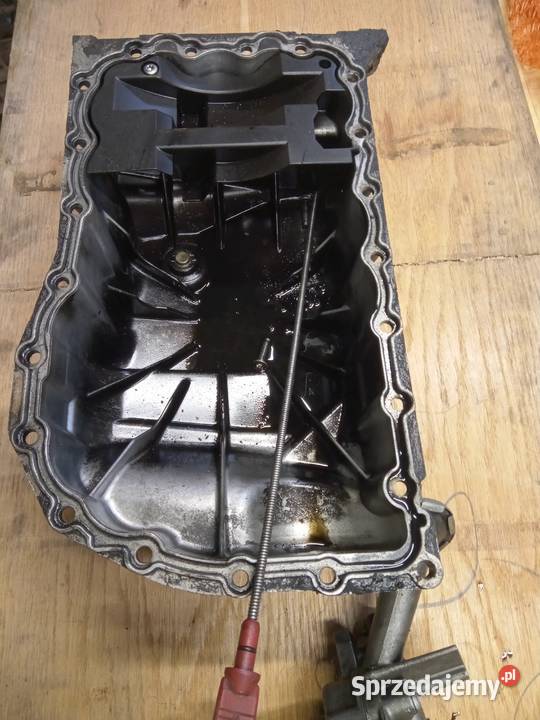 Misa olejowa Volvo V 40