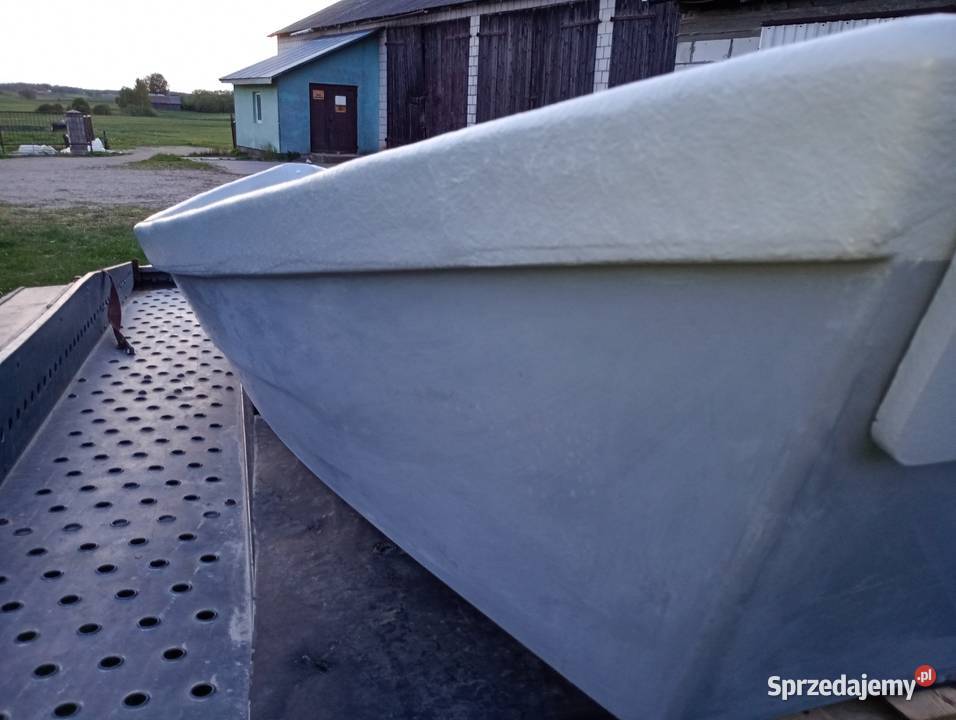 Łódka plastikowa drewniana