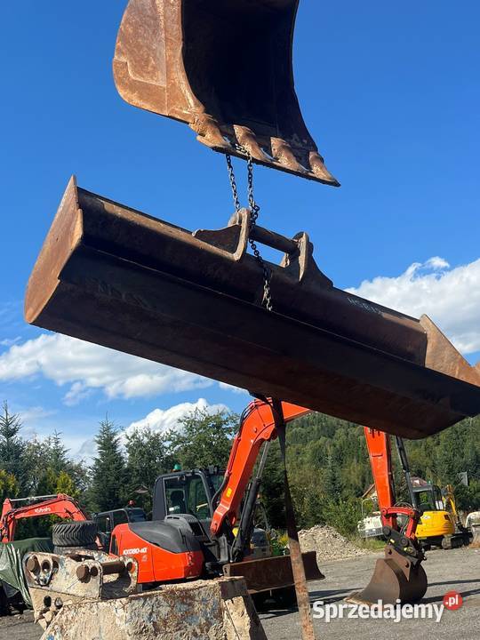 Łyżka skarpowa do koparki szerokość 216 i fi80mm Maków Podhalański sprzedam