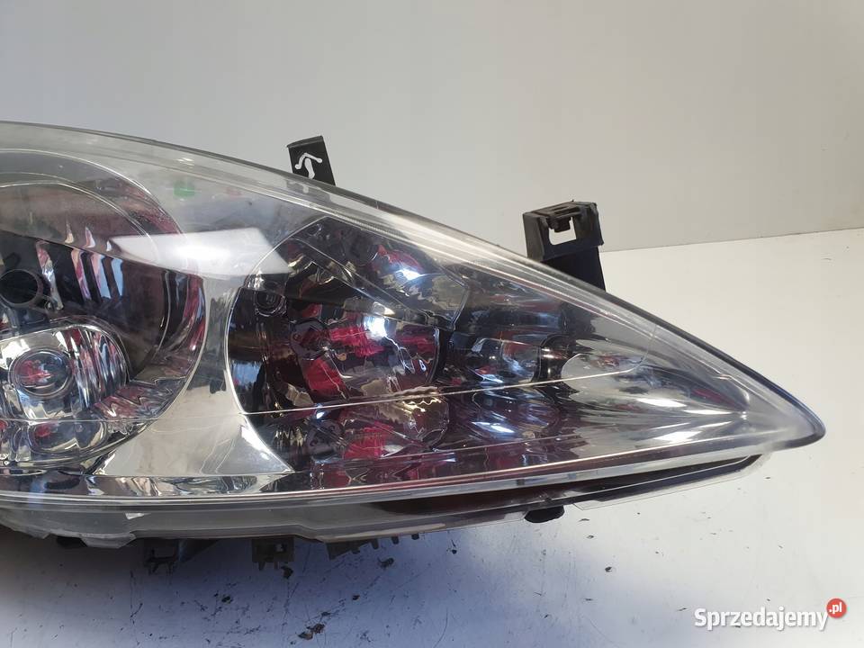 LAMPA PRAWA Peugeot 307 0105 PRZEDNIA prawy lubelskie Rudka