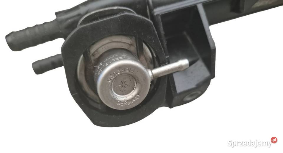 LISTWA WTRYSKOWA 16 MPI GOLF IV LEON I osobowe Działoszyce sprzedam