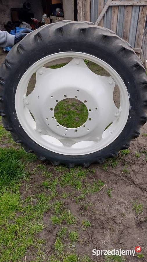 124 R46 95 R36 renault wąskie koła do Koźminek sprzedam
