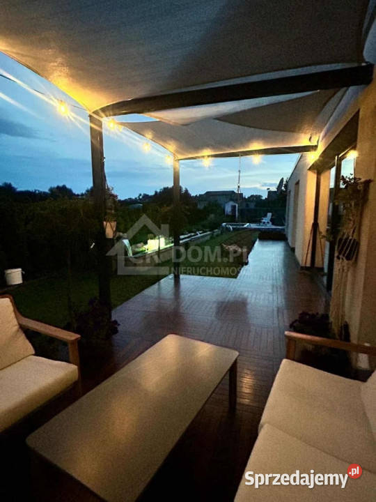 Nowoczesny dom z basenem Jędrzejów DO NEGOCJACJI 9269zł/m2