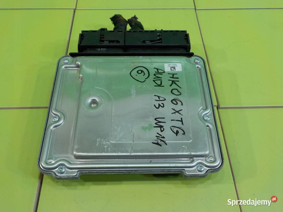 AUDI A3 8P II 20 FSI 06r HB 5D sterownik osobowe mazowieckie Suków