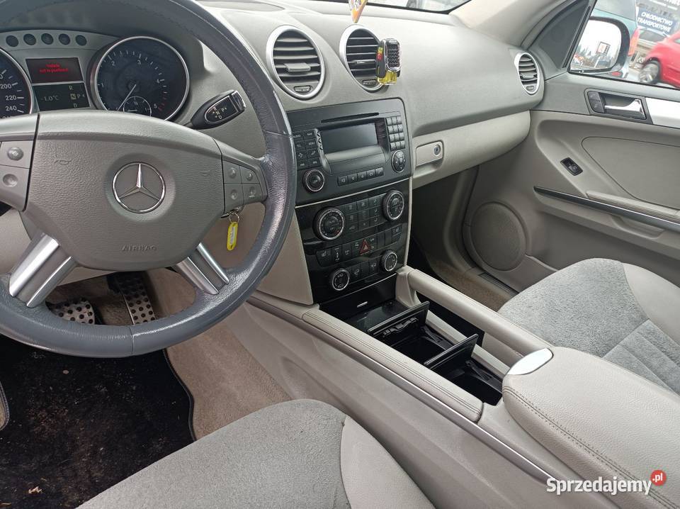 Suuper ML 320 CDI automat 4x4 niziutki przebieg szyberdach Pruszków