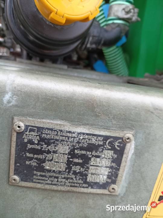 Sprzedam opryskiwacz sadowniczy Agrola 2000 l lubelskie Kępa Piotrawińska sprzedam