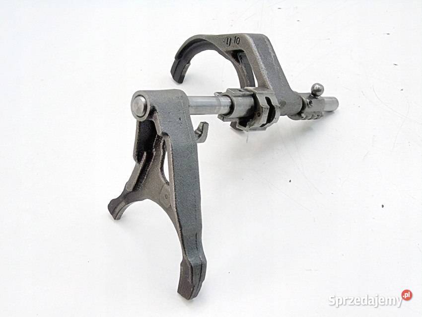 Widełki wybierak skrzyni biegów K9A0 Kia Carens sprzedam