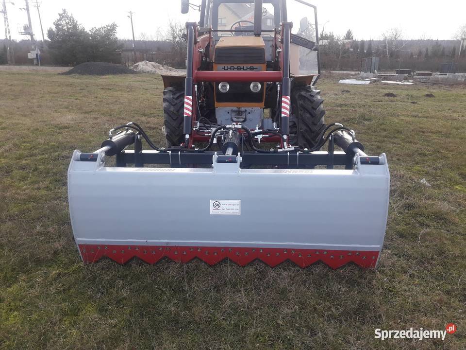 Wycinak kiszonki wybierak kiszonek z pryzm 20m Mroczków Duży