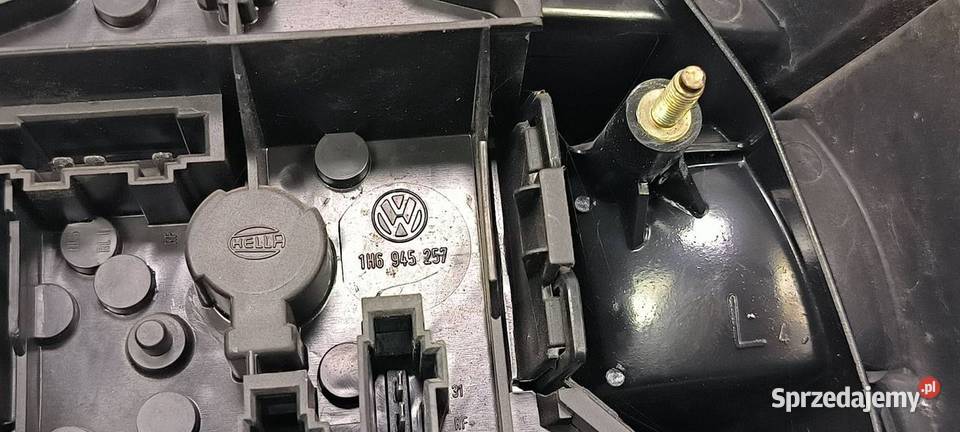 LAMPA LEWA TYŁ VOLKSWAGEN GOLF III osobowe Lipno