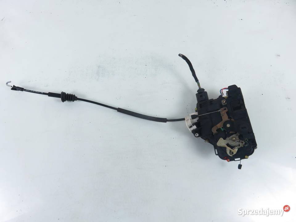 ZAMEK LEWY TYLNY VW BORA