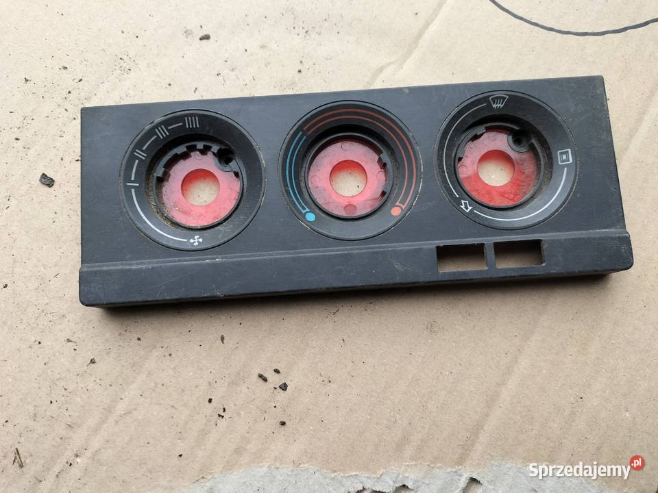 AUDI 80 B3 B4 80B4 NAKŁADKA NA PANEL NAWIEWU Kamień-Kolonia sprzedam