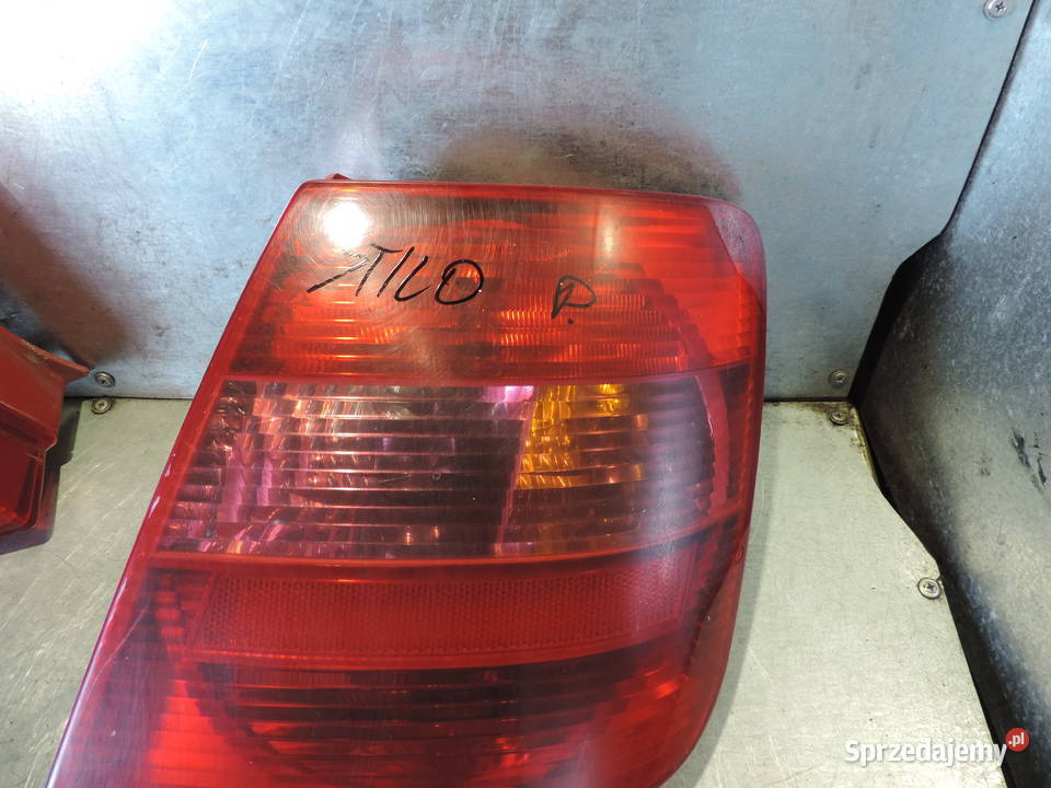 FIAT STILO HB 5D LAMPA PRAWA TYLNA