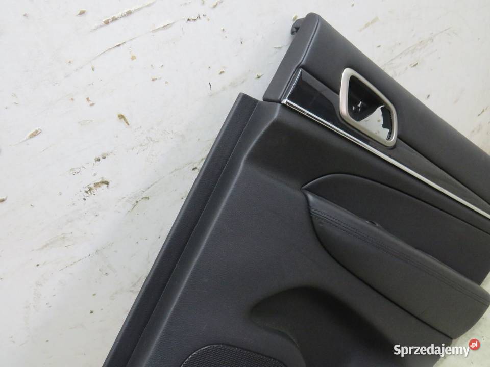 BOCZEK TAPICERKA DRZWI PRAWY TYŁ JEEP WK2