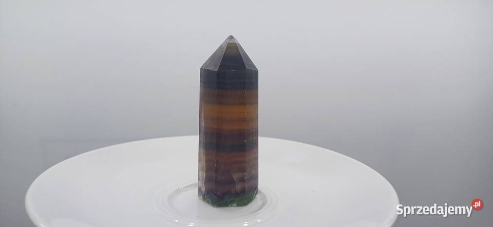 Piekny naturalny tęczowy fluoryt kryształ Pozostałe Olsztyn