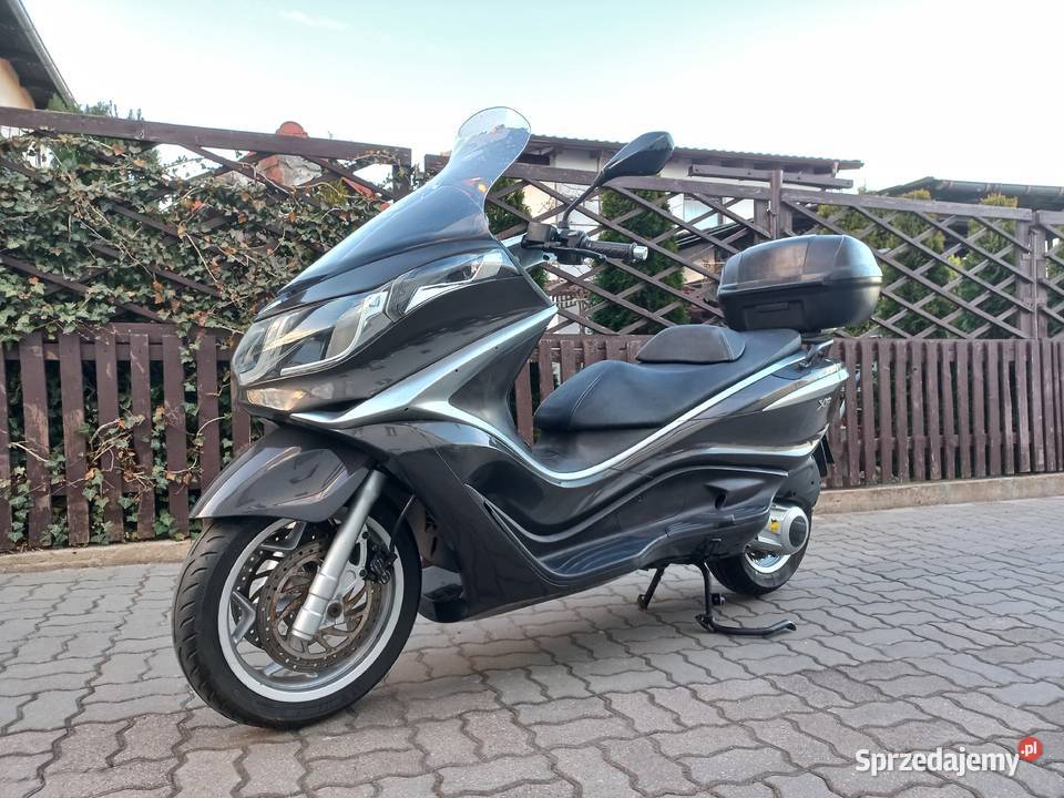 Piaggio x10 Maxiskutery 125 Chojnice