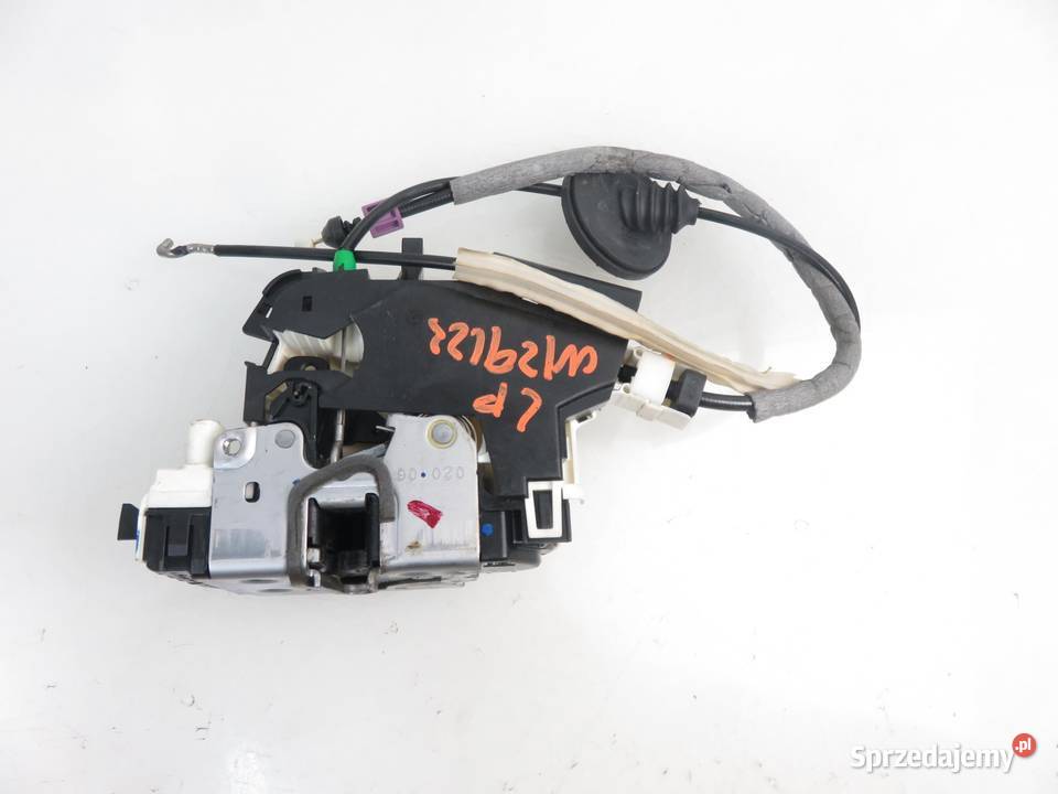 ZAMEK LEWY PRZEDNI MERCEDES C207 2047201535