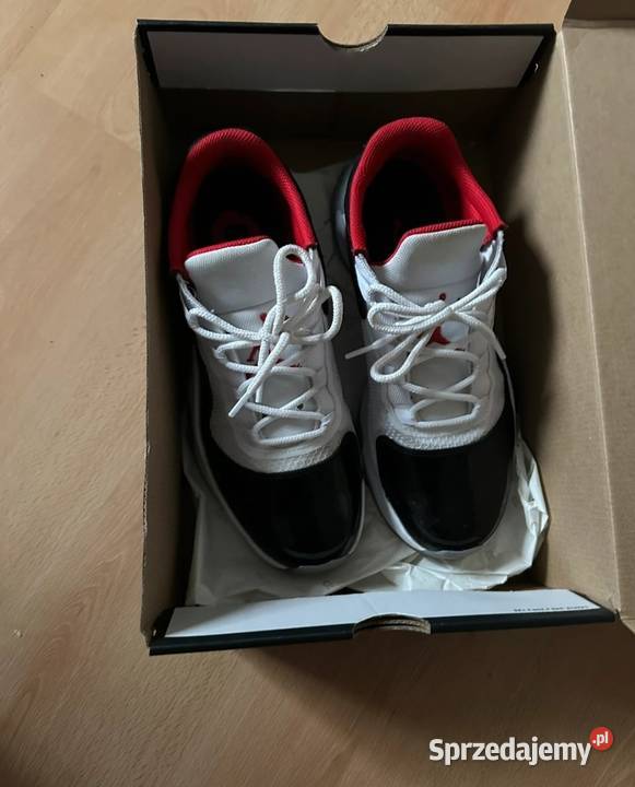 Buty Air jordan CFMI11low oryginalne kupione czerwony kujawsko-pomorskie
