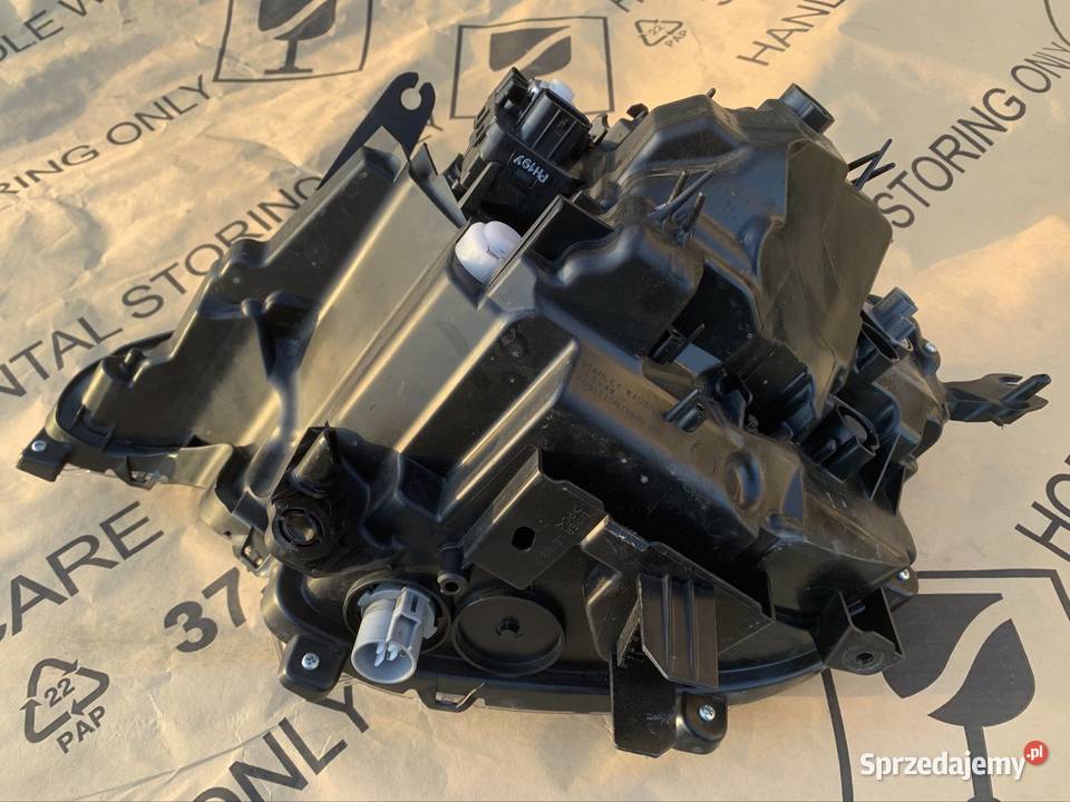 Lampa Mazda MX5 prawa wersja USA ND6N 51 030