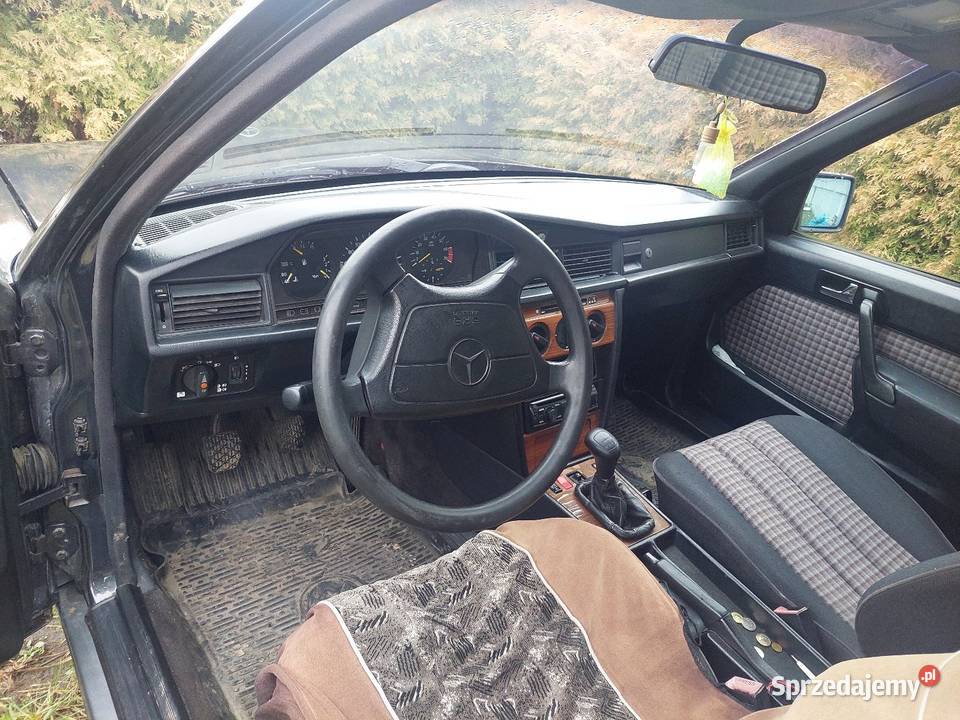 Mercedes Benz 190 Dorohucza