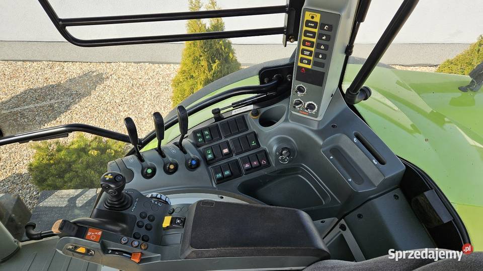 Claas Arion 620 Hexashift Ukł. ham. do przyczep hydraul.
 wielkopolskie Gruntowice