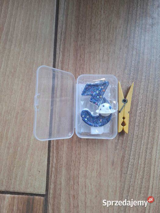 Świeczka na tort cyfra trzykosmosbrokat Wąbrzeźno