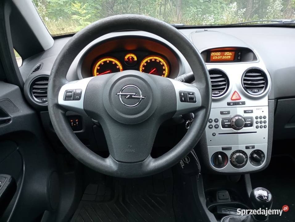 Opel Corsa 12 16V ECOTEC 86 2011 r niski radio kujawsko-pomorskie Toruń sprzedam