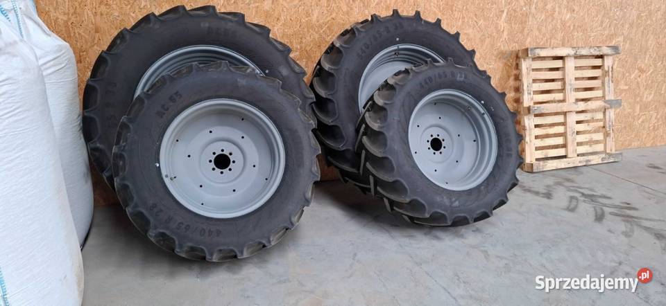Koła felgi komplet nowe Deutz Fahr Same Bychawa sprzedam