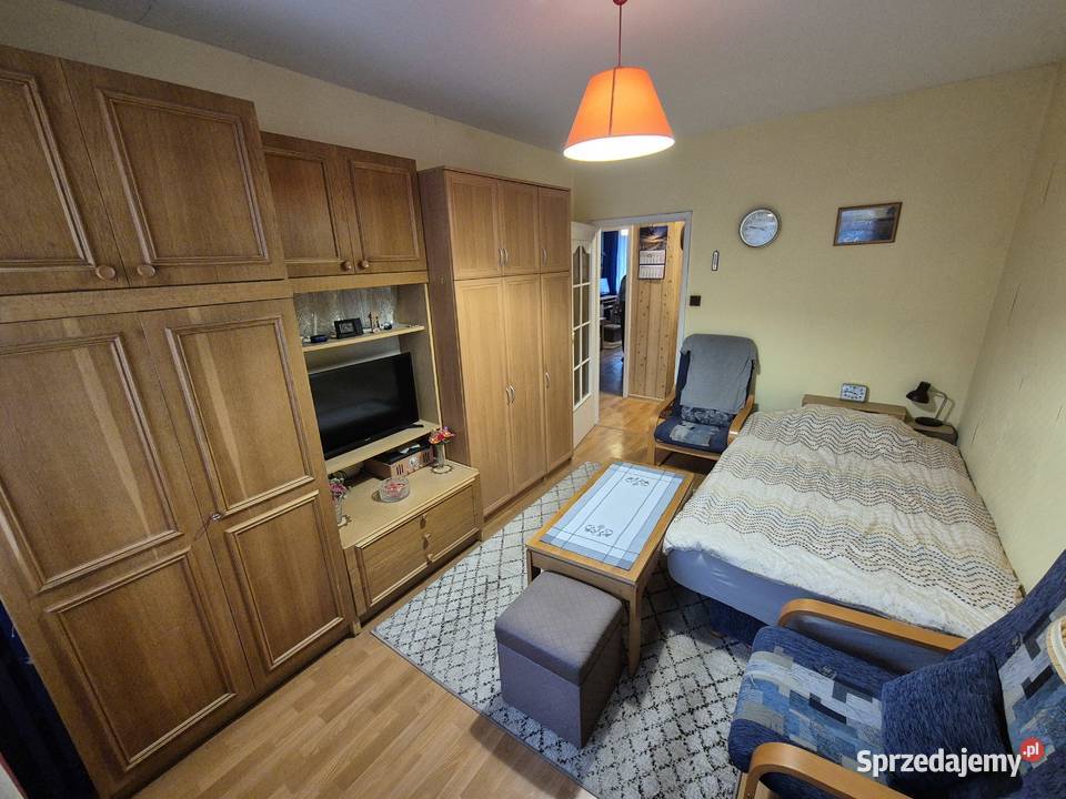 Na sprzedaż mieszkanie 5357 m 2 pokoje Balkon Świdnica