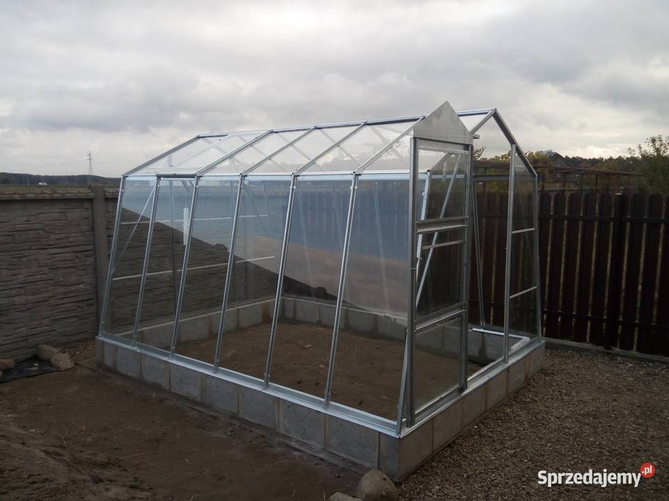 Szklarnia Laura Łobez