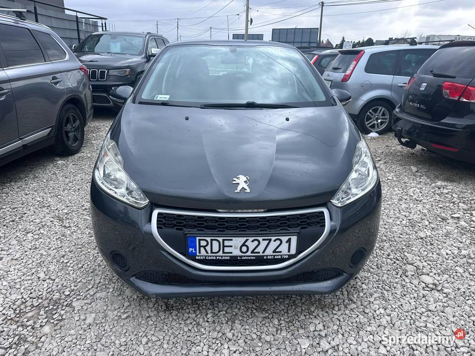 Peugeot 208 Salon Polska Niski Przebieg Ładna