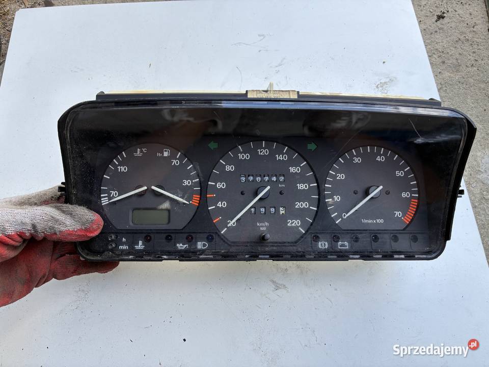 Licznik Zegar Volkswagen Passat B4 18B osobowe Wisznice