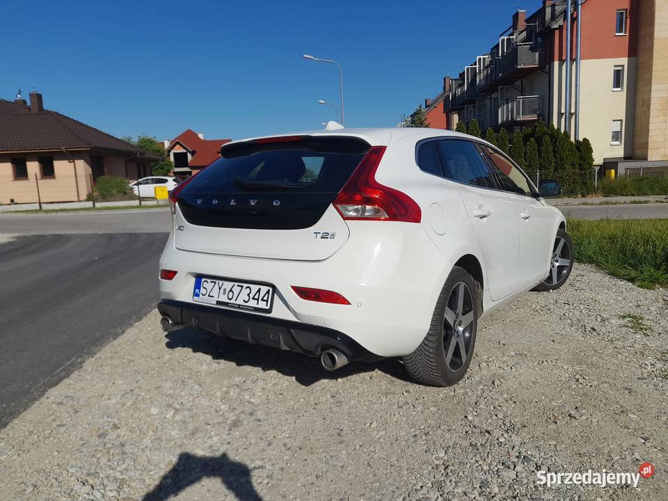 Volvo V40 RDesign 2019 20b przebieg Wrocław
