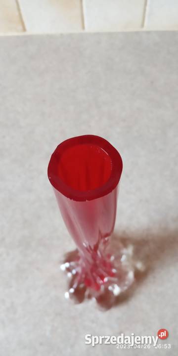 vintage czerwony wazonik