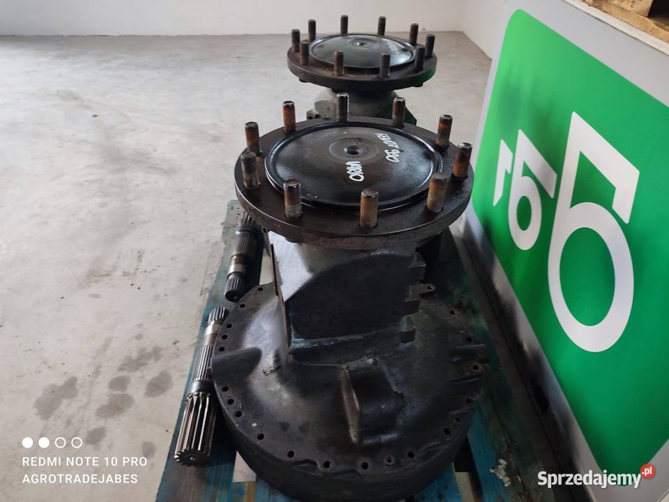 Zwolnica H926150150101 Półoś H926150150200 Fendt Wilkowo