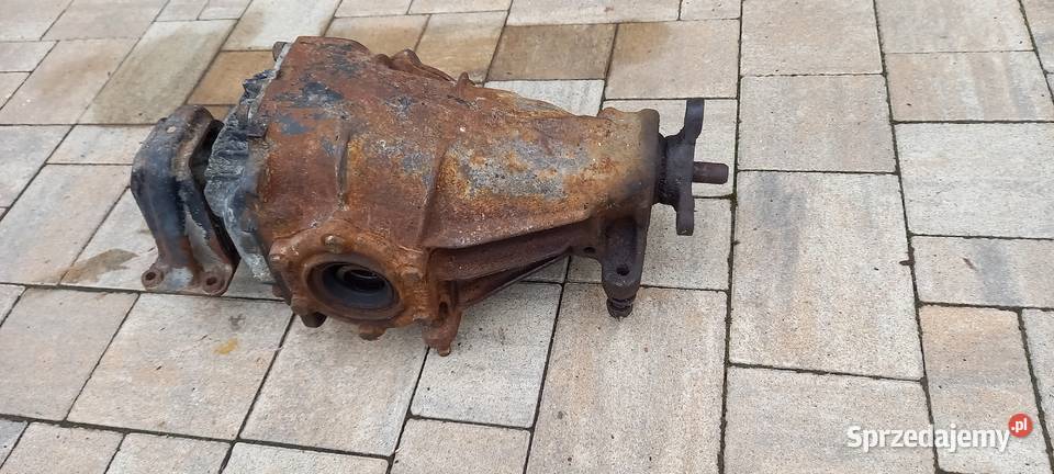 MERCEDES 115 123 1153513208 Dyfer 1153511301 osobowe podkarpackie Brzozów