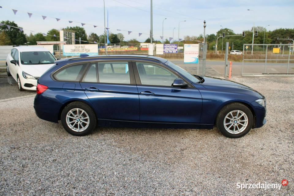 BMW 318 FvatsalonpolskagwarancjaLedalunavi wspomaganie kierownicy mazowieckie