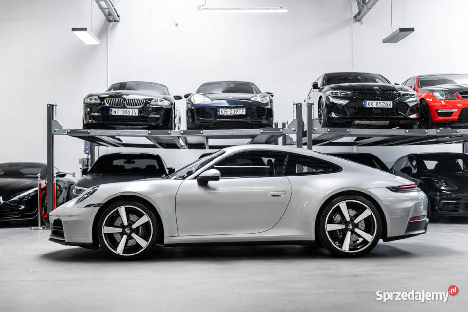 Porsche 911 Carrera 394 Nowy model Sport Chrono bluetooth Węgrzce