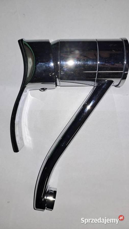 sprzedam bateria umywalkowa z ruchomą wylewką sprzedam