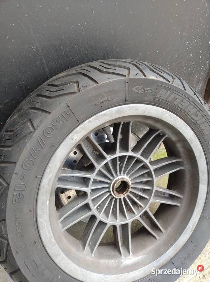 Piaggio MP3 koło tył komplet Dębica