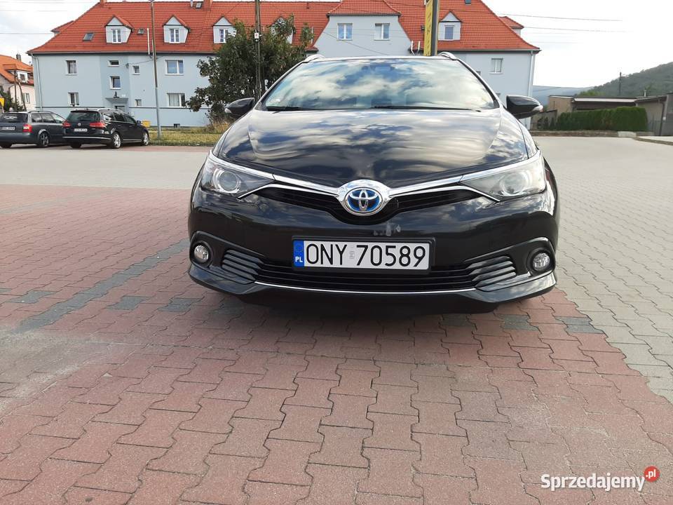 Toyota Auris II 18 2 hybryd przyciemniane szyby Paczków
