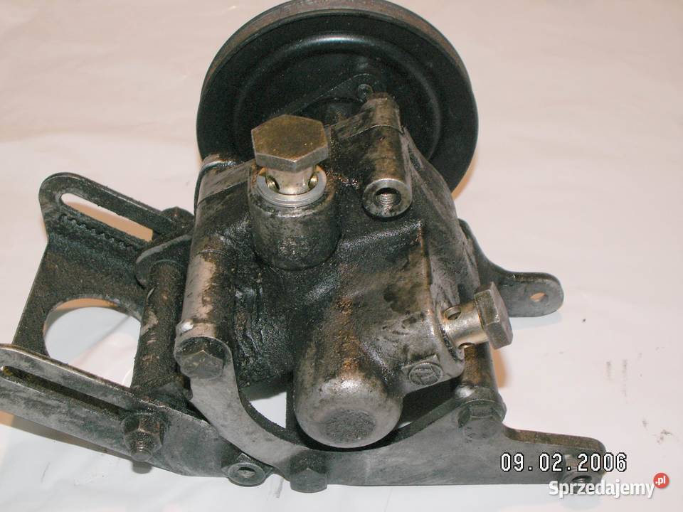 bmw e36 520 pompa wspomagania 525 87r90r M20 Siechnice