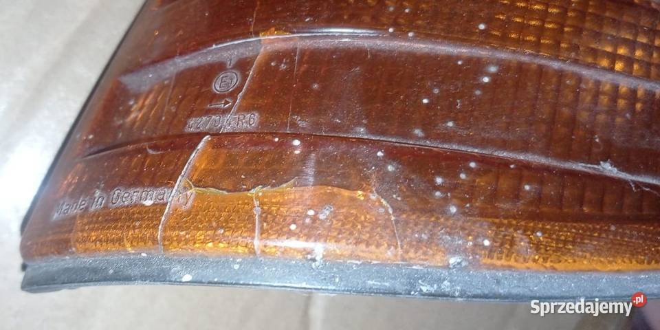 Kierunkowskaz przedni LEWY MercedesBenz W124