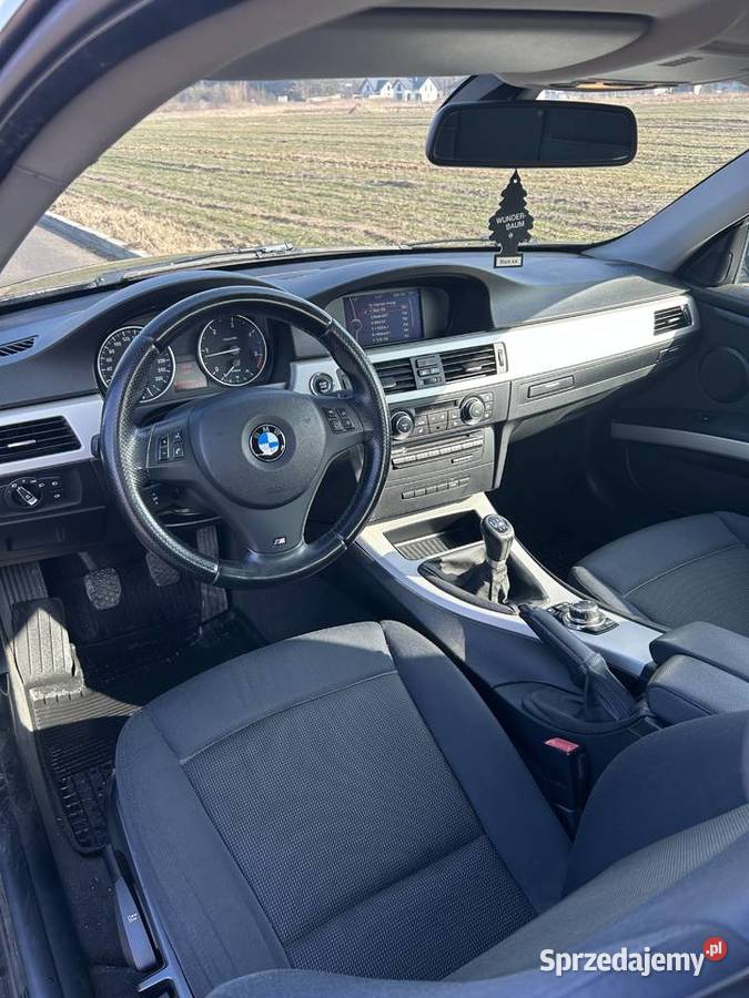 BMW 3 Coupe 2011 lakier metallic Radom