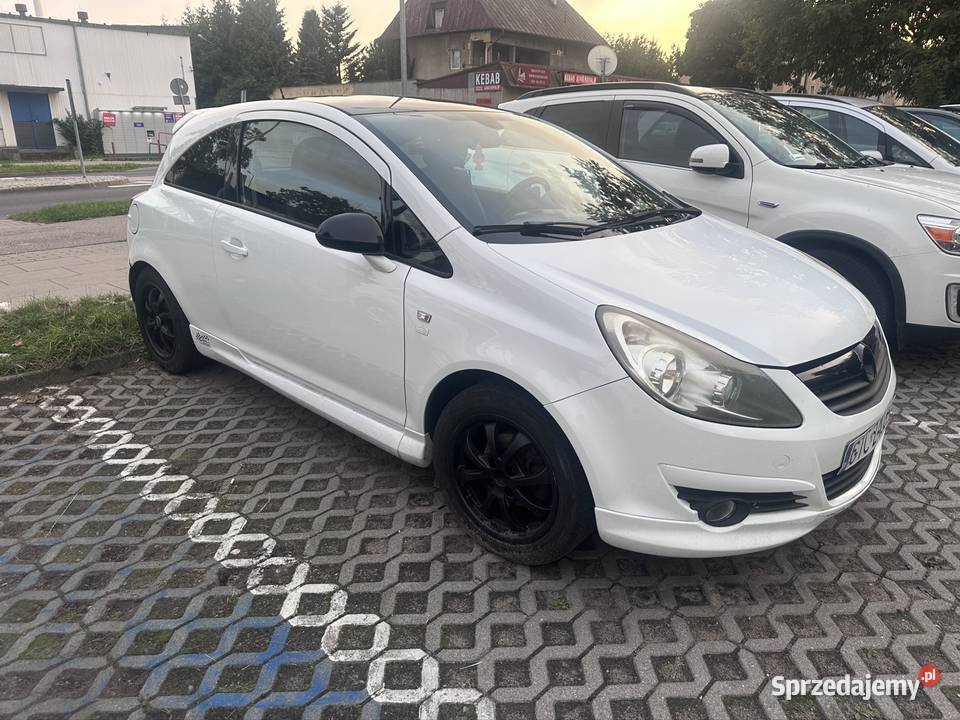 Opel Corsa Limited Edytion 12 2009 wielofunkcyjna kierownica