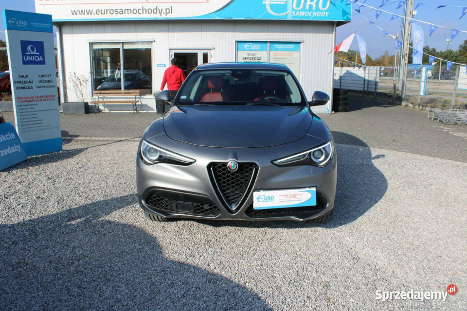 Alfa Romeo Stelvio FVAT Q4 Skóra Kamera światła do jazdy dziennej