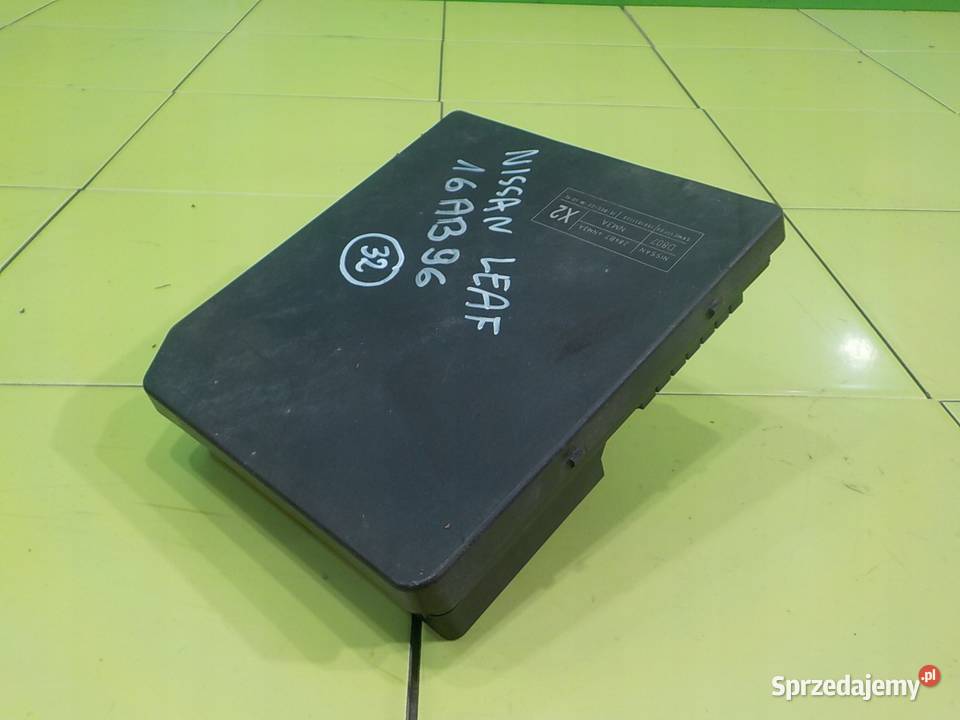 NISSAN LEAF I LIFT AUT 16r HB 5D skrzynka mazowieckie