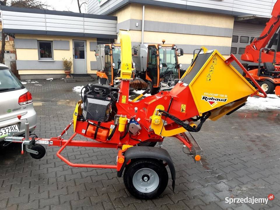 Mobilny rębak do gałęzi silnik benzyna RABAUD sprzedam