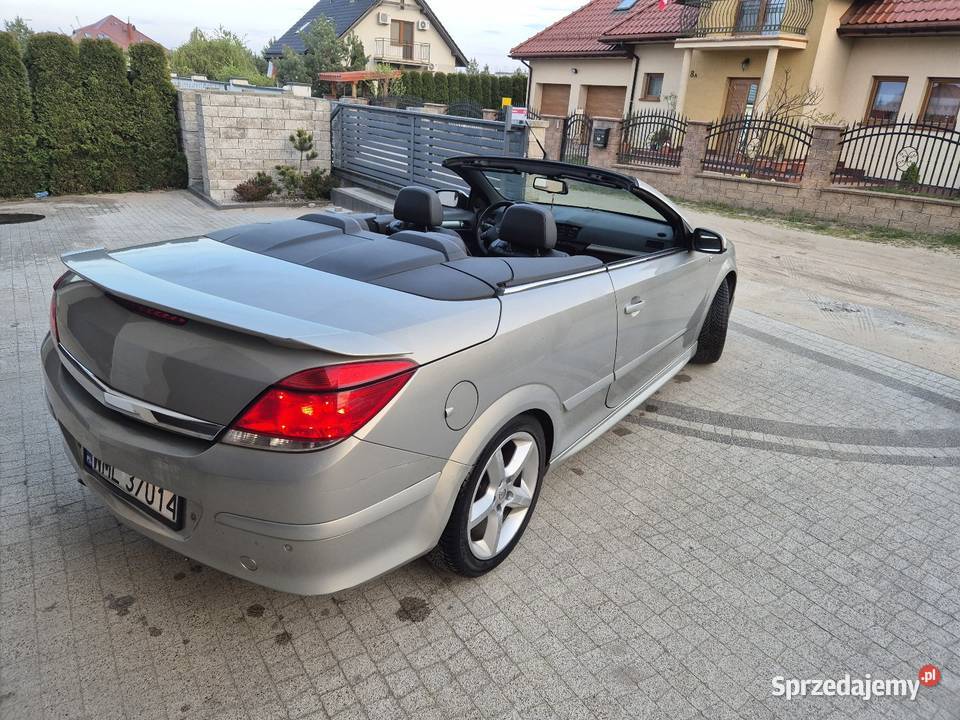 Opel Astra kabriolet TwinTop manualna Astra Mława