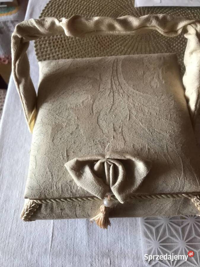 Szkatułka na biżuterię drewniana pokrycie